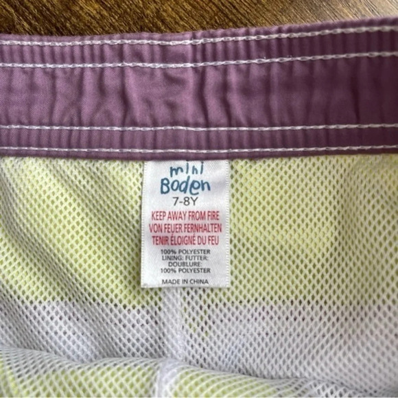 Like New Mini Boden Star Adventure Swim Trunks Size 7/8 Purple Yellow - Picture 3 of 4